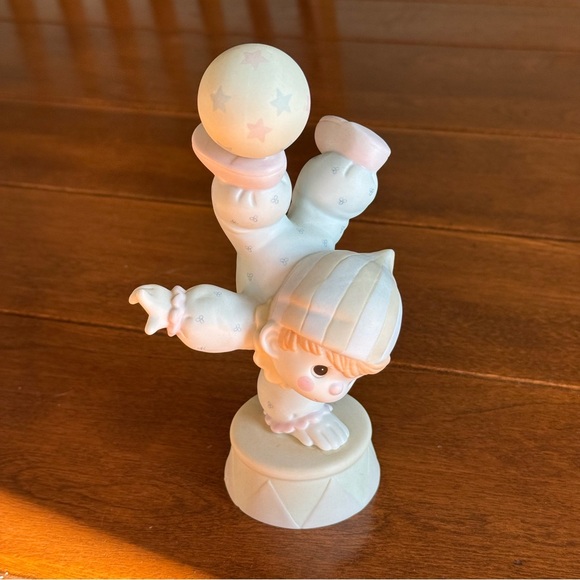 Precious Moments Other - Precious Moment "Smile Along the Way"